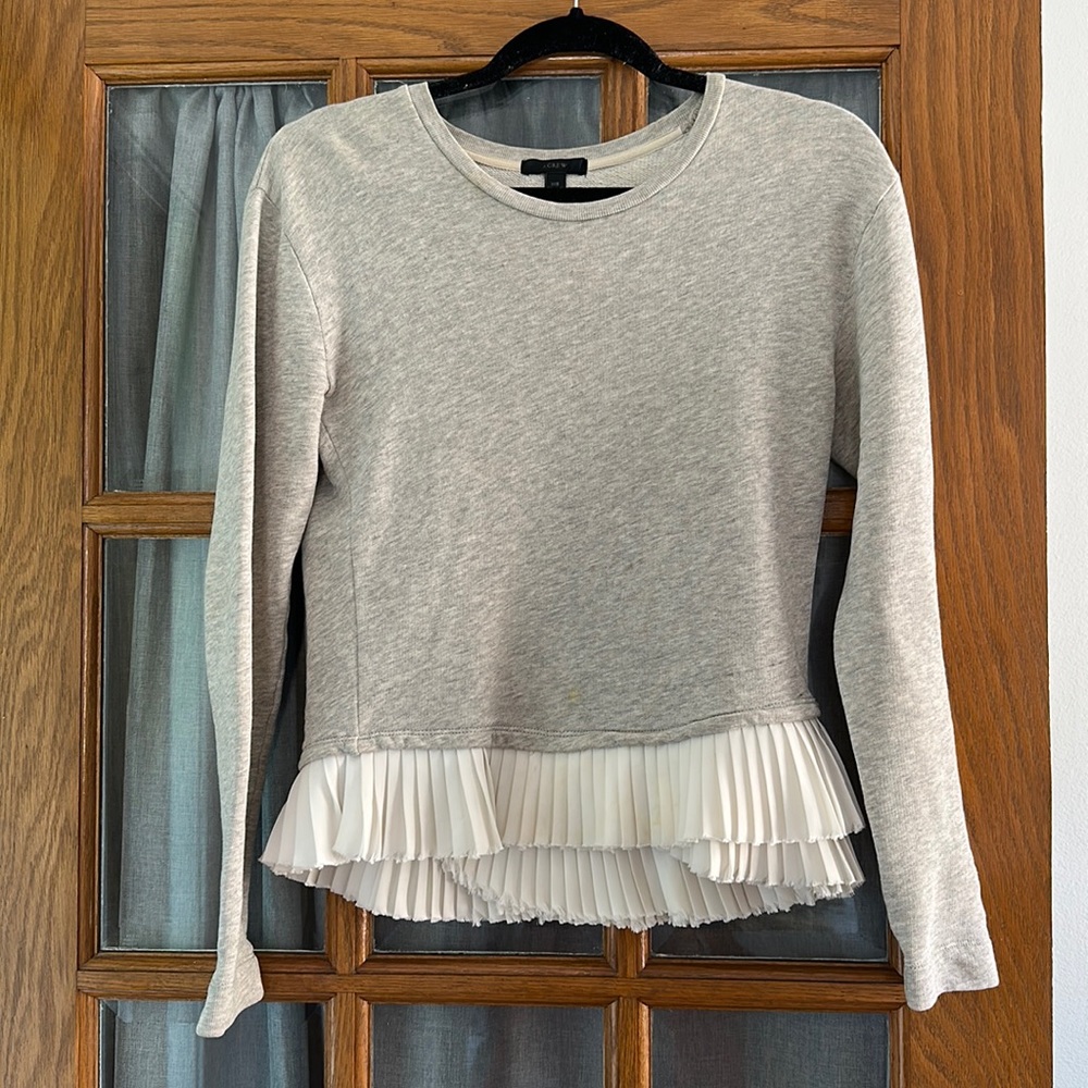 Jcrew women’s xxs sweatshirt sweater with bottom ruffle